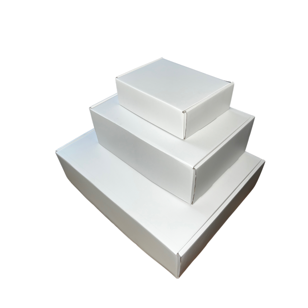 50 Cajas Autoarmables Pequeña Extra 30x20x10 cm | Blanca o Negra