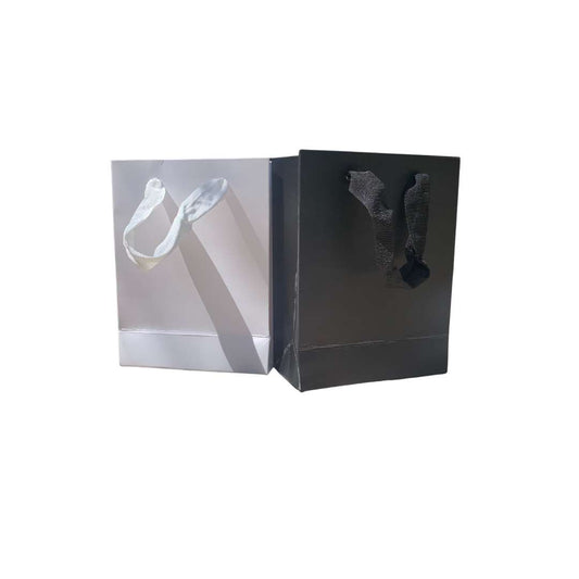 Pack 100 Bolsas Couché 13x17x6 cm Blanca o Negra